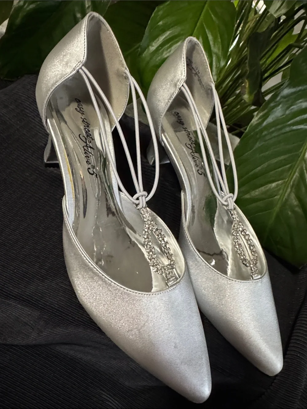 Easy Street Moonlight Silver Satin/Rhinestone Elastic Strap Pumps - Size 10M